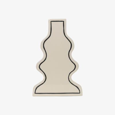 Made in Design Paste Curvy Vase ceramic white / L 23.5 x H 36 cm - Ferm Living