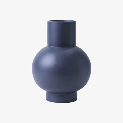 Made in Design Strøm Small Vase - / H 16 cm - Handmade ceramic by raawii Purple