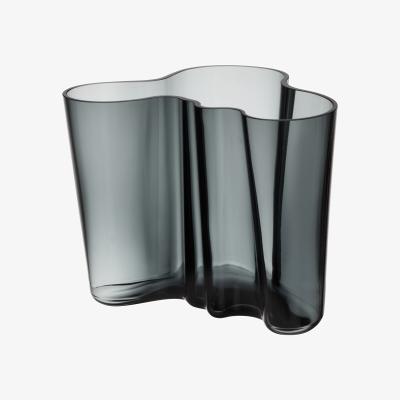 Made in Design Aalto Vase glass grey / 20 x 20 x H 16 cm - Alvar Aalto, 1936 - Iittala