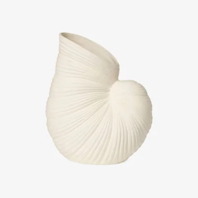 Made in Design Shell Vase ceramic white / Shell - 15.5 x 22 x H 26.5 cm - Ferm Living