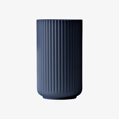 Nordic Nest Lyngby vase midnight blue matte 25 cm