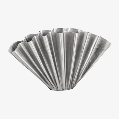 Nordic Nest House Doctor Flood vase Brushed silver