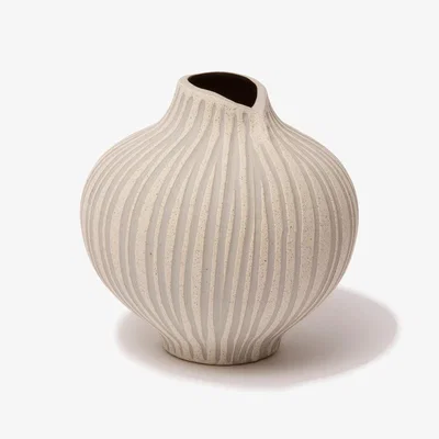 Nordic Nest Lindform Line vase Sand white stone stripe medium
