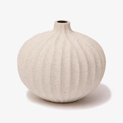 Nordic Nest Lindform Bari vase Sand white light deep line M