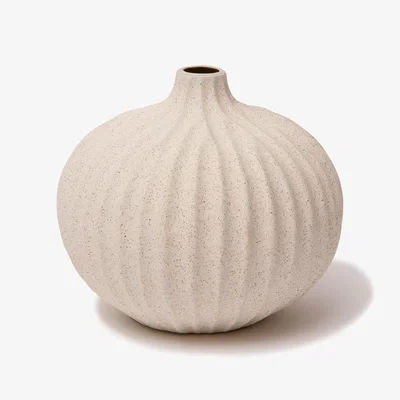 Nordic Nest Lindform Bari vase Sand white light deep line L