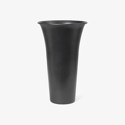 Nordic Nest ferm LIVING Spun Alu vase Ø213x419 cm Blackened aluminum