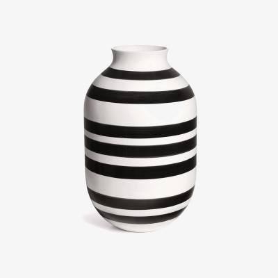 Nordic Nest Omaggio vase 50 cm black