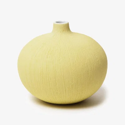 Nordic Nest Lindform Bari vase Yellow M