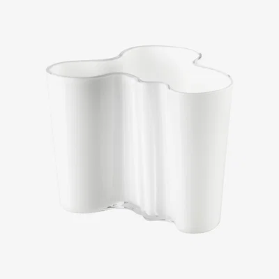 Nordic Nest Aalto vase opal white 120 mm