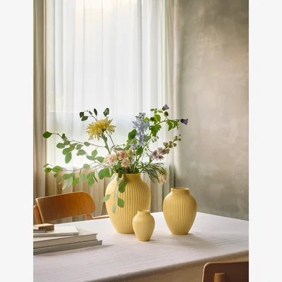 Nordic Nest Knabstrup Keramik Knabstrup vase ribbed 27 cm Yellow