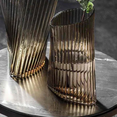 Olivia's Gallery Direct Vassa Vase | Outlet / Brown / Small