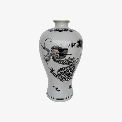 Olivia's Liang & Eimil Dorete Vase