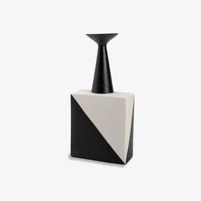 Olivia's Liang & Eimil Pica I Black Vase