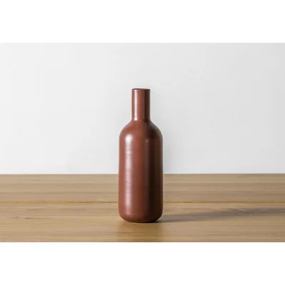 Perch and Parrow Mila Vase in Dark Pink