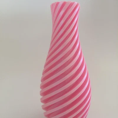 The Range Diagonal Vase 14cm - Pink