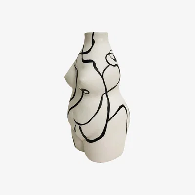Wolf & Badger White / Black Black And White Abstract Queen Female Body Vase Quillattire