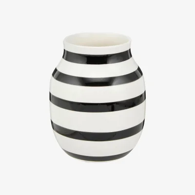Westwing Handmade Ceramic Vase Omaggio, H 20 cm