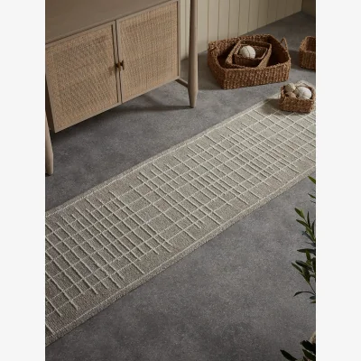 Cox and Cox Metouro Runner