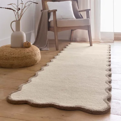 Hug Rug Scalloped Elsie Natural/ Brown Runner