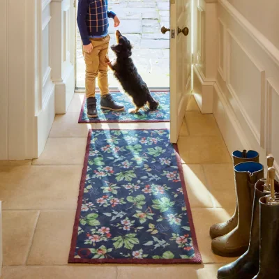 Hug Rug Hedgerow &amp; Berries Washable Runner