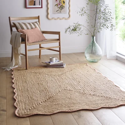 Hug Rug Jute Scalloped Edge Rug Peach