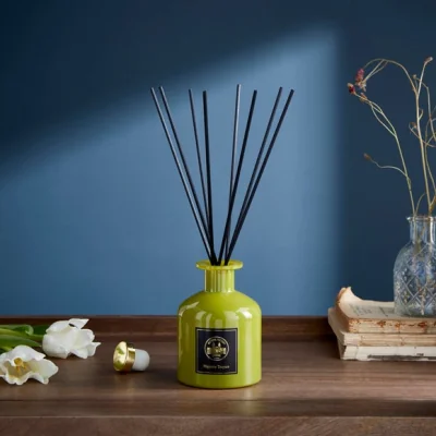 Dunelm Majestic Tropics Birds Diffuser Green