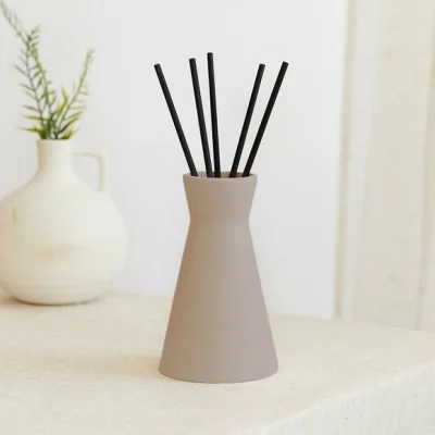 Dunelm Scandi White Myrrh & Tonka Diffuser White