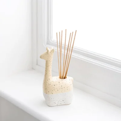Dunelm Vanilla Bean & Pepper Giraffe Diffuser Cream (Natural)