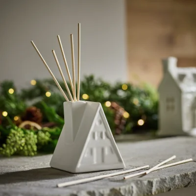 Habitat Habitat 150ml Reed Diffuser - Under the Mistletoe