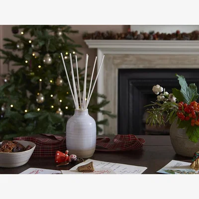 Loaf Christmas Eve Smelly Reed Diffuser