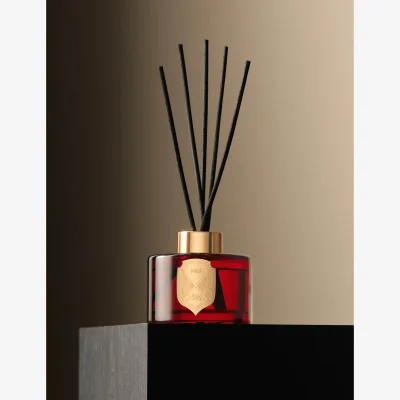 Marks & Spencer M&S X Kelly Hoppen Kelly Hoppen Christmas Joy Diffuser 200ml Red Mix