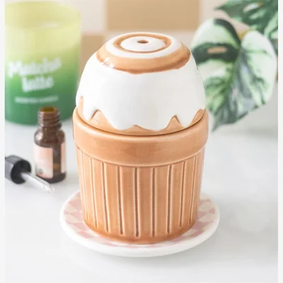 The Range Cinnamon Roll Oil Burner and Wax Warmer - Brown