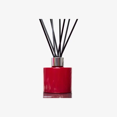 The Range Apple and Cinnamon Reed Diffuser - Red