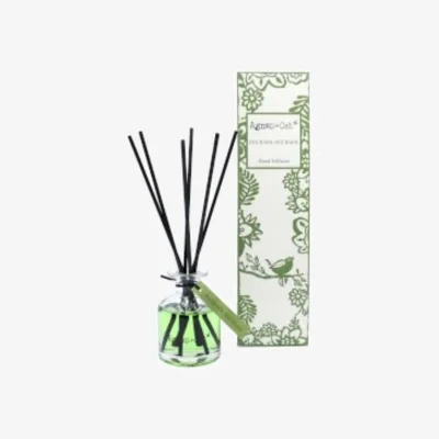 The Range Fell Berry Reed Diffuser, Wild Berries Summer Freshness - Green