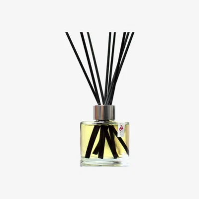 The Range Cranberry, Orange and Cinnamon Reed Diffuser - Red