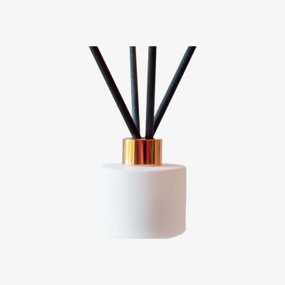 The Range Strawberry and Rhubarb Reed Diffuser - Clear