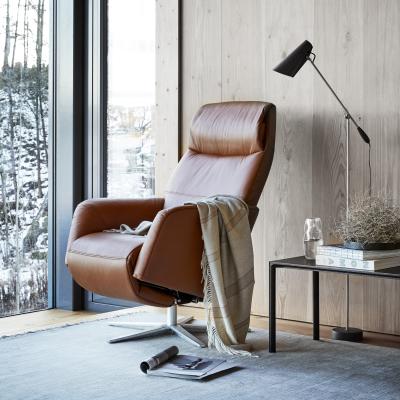 Downtown Stressless Scott Power Recliner Chair With Sirius Base - Paloma Sand