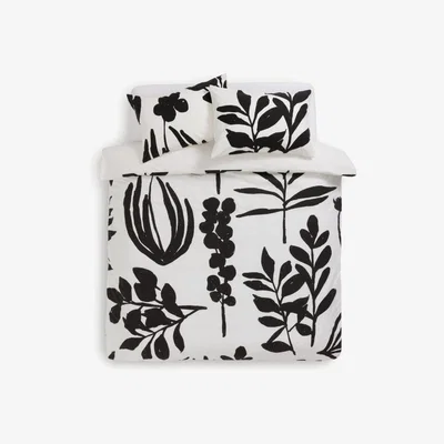 Habitat Habitat Cotton Floral Placement Black Bedding Set - Single