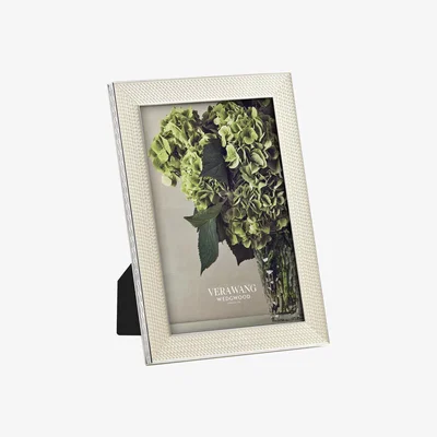 Amara Vera Wang for Wedgwood - With Love Pearl Photo Frame - 4x6"