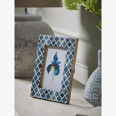 Cox and Cox Quatrefoil Photo Frame