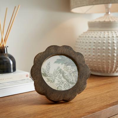 Dunelm Round Scalloped Mango Wood Photo Frame