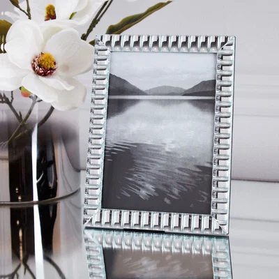 Dunelm Gem Photo Frame 7" x 5" Clear