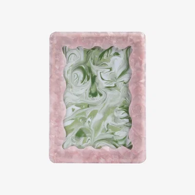 Made in Design Wavy Photo frame - / 19 x 14 cm - Acrylic by & klevering Pink
