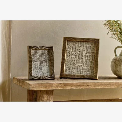 Nkuku nkuku Ranoli Iron Etched Photoframe | Photo Frames | Antique Brass | 5 x 7''