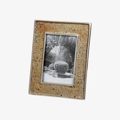 Olivia's Mindy Brownes Valentina Frame (6x4)