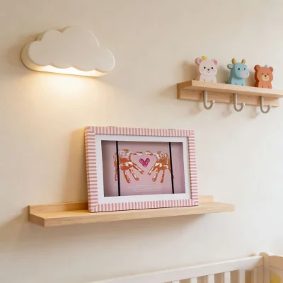 The Range Art Display Frame - Pink