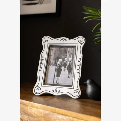 Rockett St George Monochrome Picture Frame