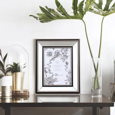 The Range Mode Mirrored Photo Frame - Silver / 8 x 6in