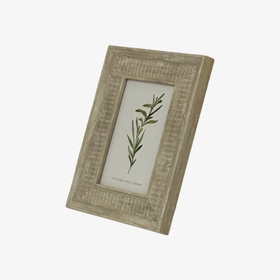 The Range Skye 4x6 Photo Frame Natural Textured Finish - White