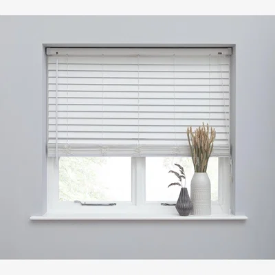 Habitat Habitat 25mm Faux Wooden Venetian Blind - White